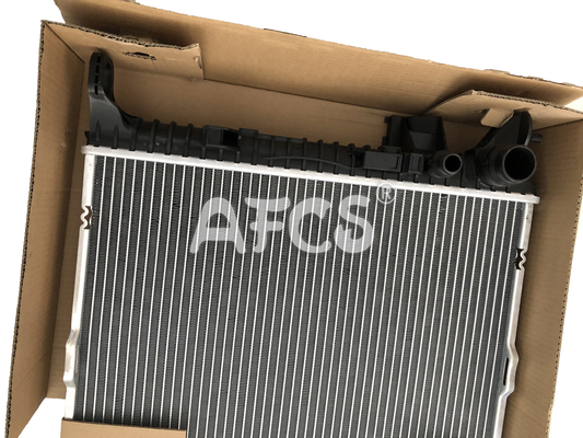 4H0121251C Car Radiator For AUDI A8 D4 4H2 4H8 4HC 4HL 2010-2018