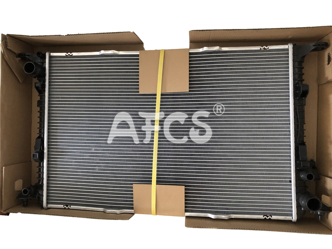 4H0121251C Car Radiator For AUDI A8 D4 4H2 4H8 4HC 4HL 2010-2018